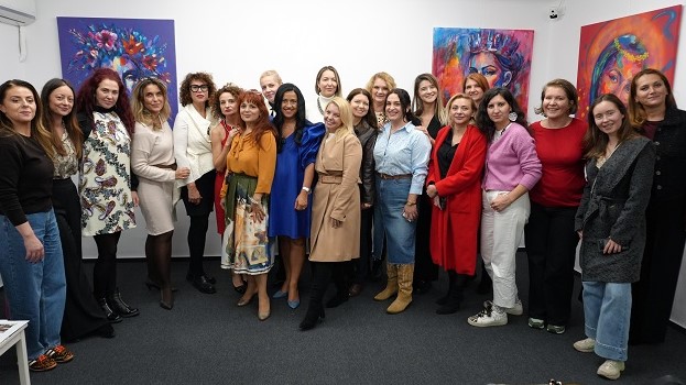 poza grup LeaderShe co-creeaa viitorul-15 noi 25 poza grup LeaderShe co-creeaa viitorul-15 noi 25